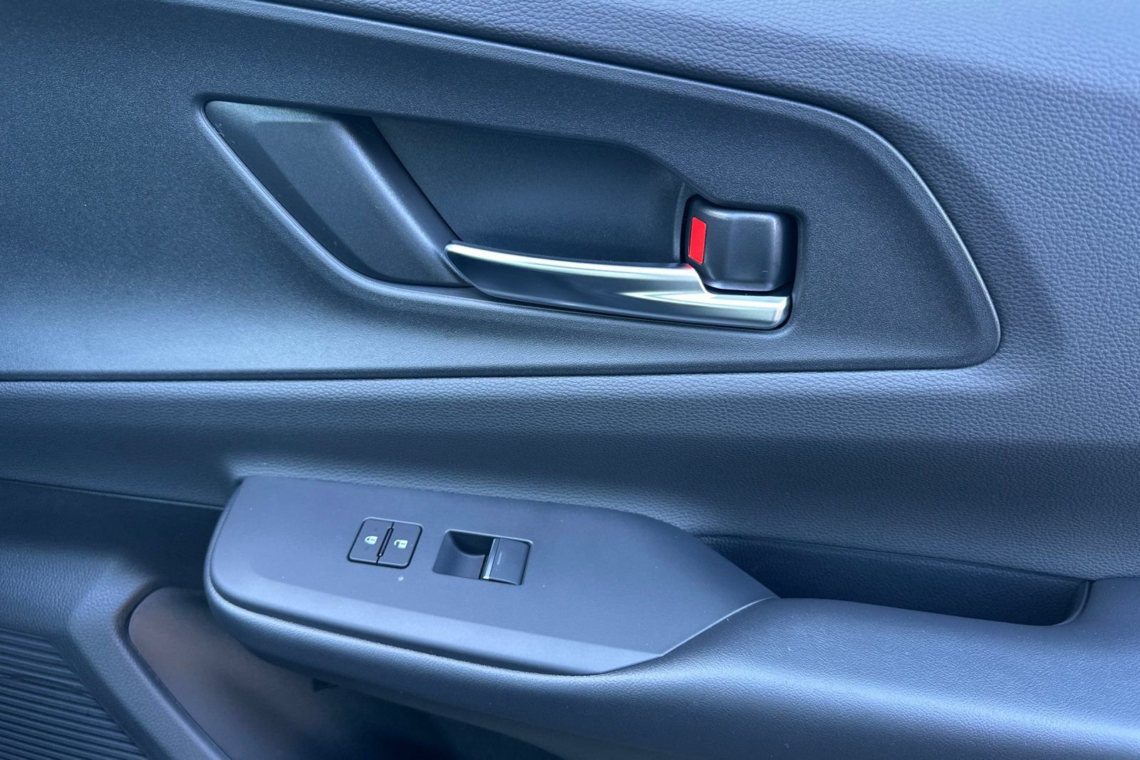 New 2026 Toyota Prius Plug-In Hybrid FWD image 20