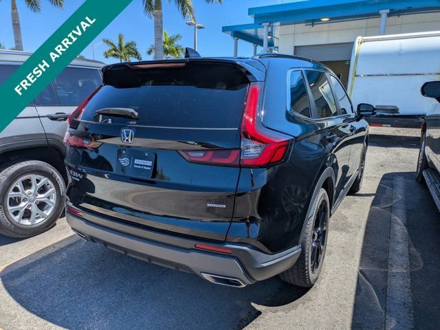 Used 2024 Honda CR-V Sport Touring image 4
