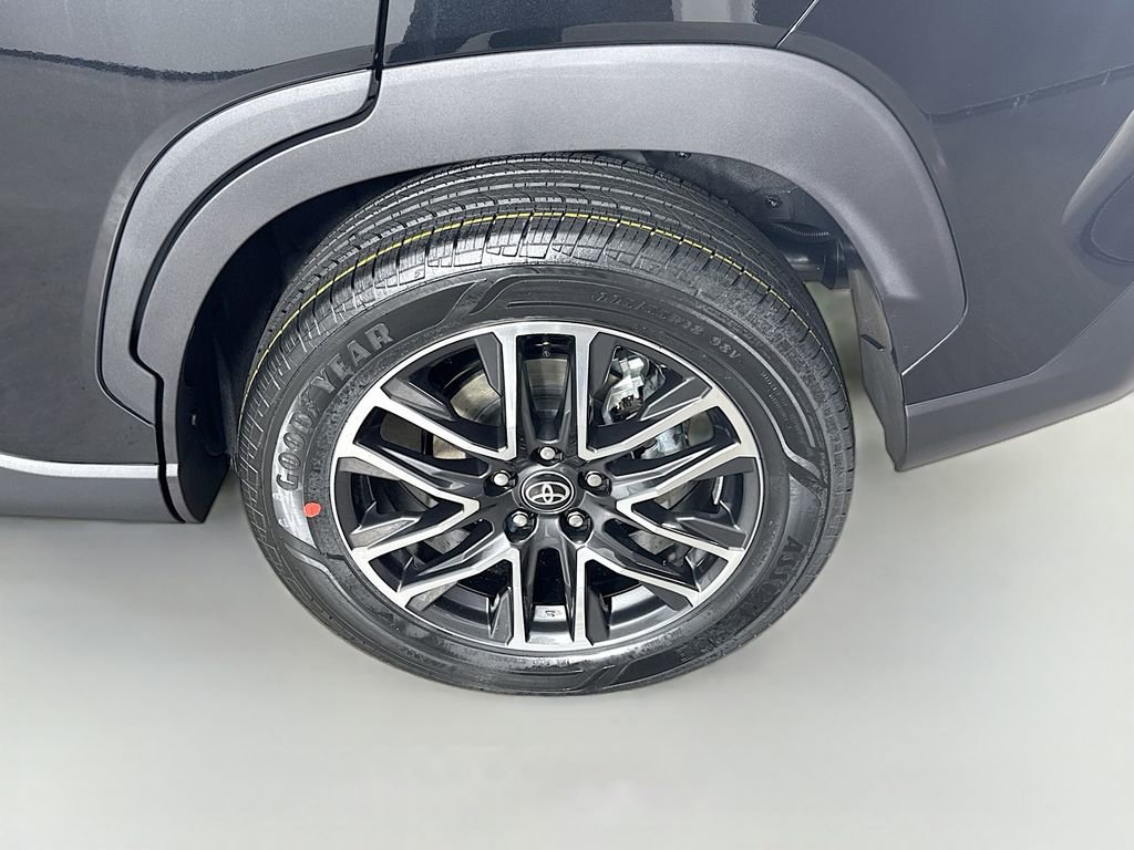 New 2026 Toyota Corolla Cross XLE image 20