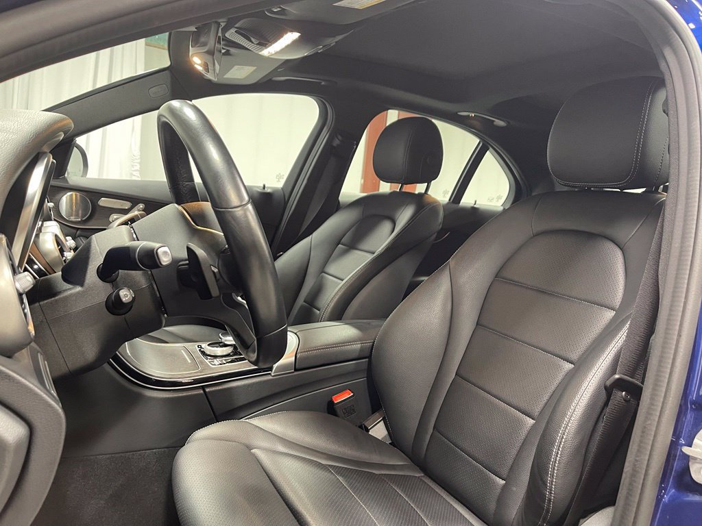 Certified 2020 Mercedes-Benz C 300 4MATIC Sedan image 22