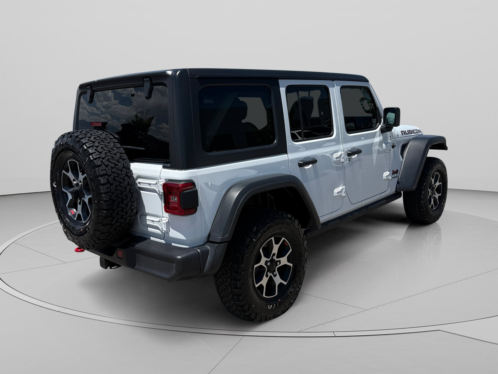 Used 2021 Jeep Wrangler Unlimited Rubicon w/ LED Lighting Group AWD/4WD image 5