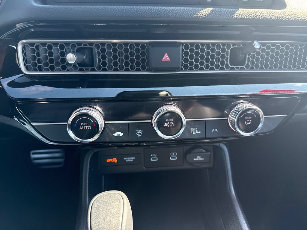 Certified 2025 Honda Civic Sport image 30
