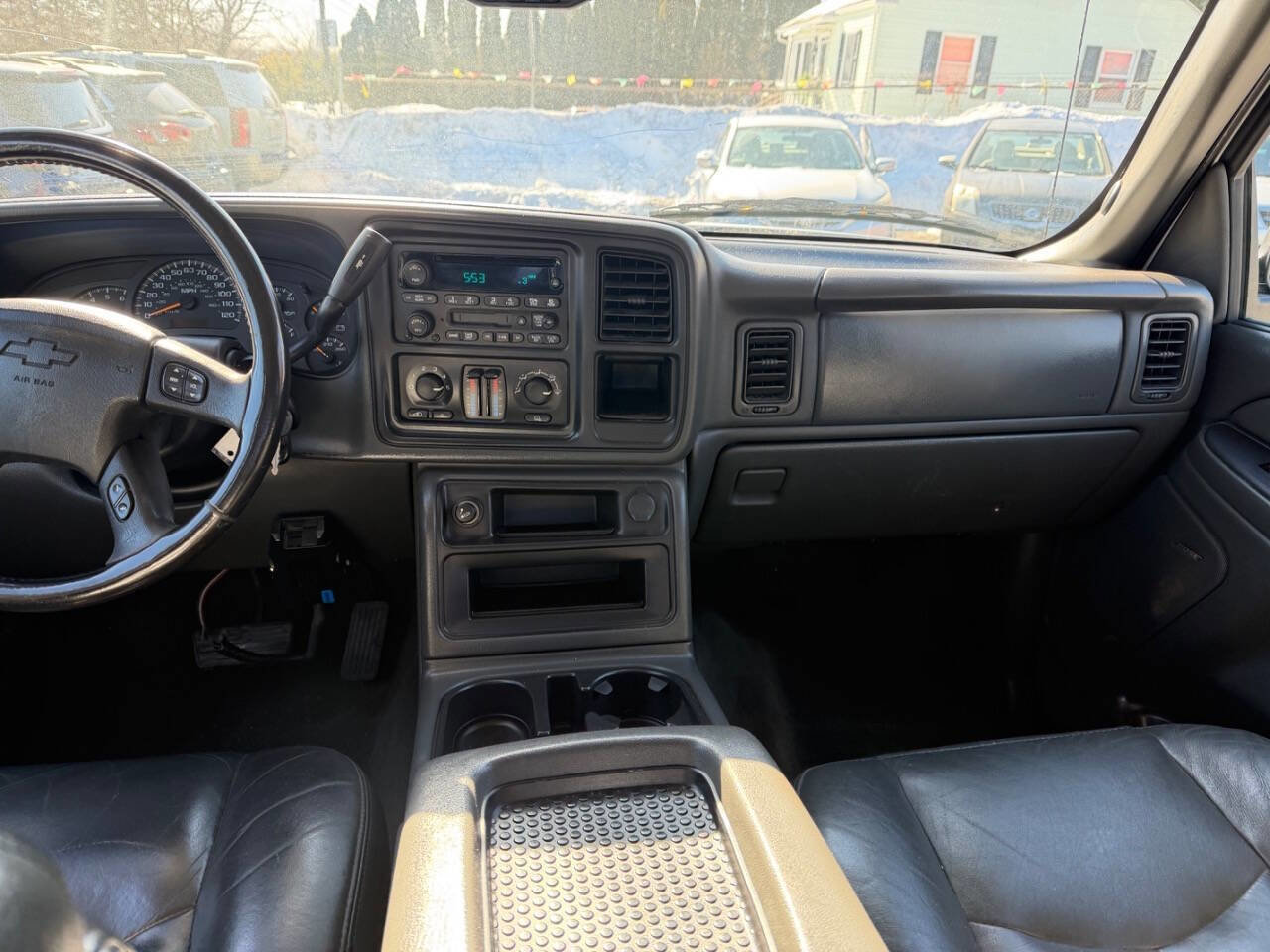 Used 2005 Chevrolet Silverado 1500 Z71 4dr Crew Cab 4WD SB w/ Safe And Sound Package image 11