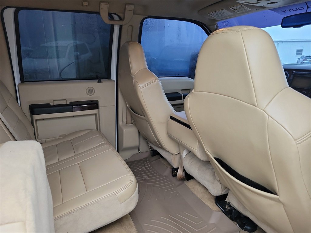 Used 2008 Ford F350 Lariat image 27