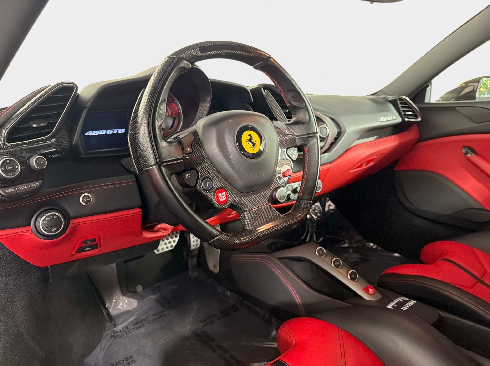 Used 2018 Ferrari 488 GTB RWD image 32