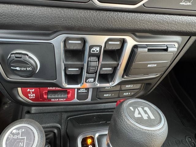 New 2026 Jeep Wrangler Unlimited Sport AWD/4WD image 40
