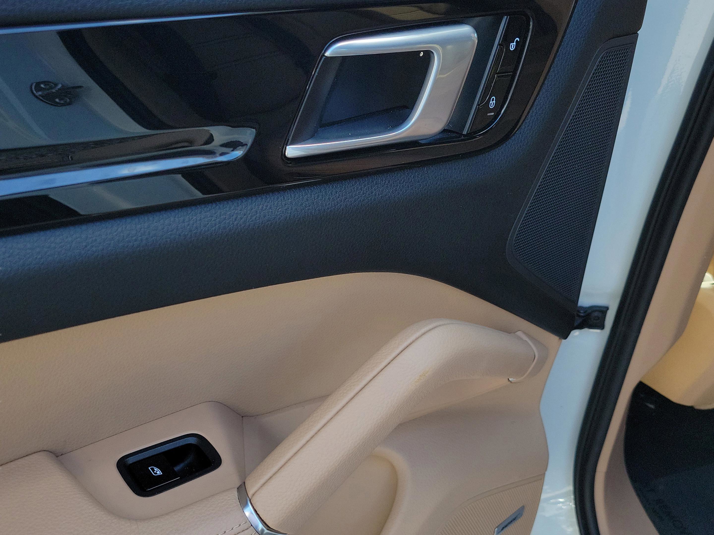 Used 2019 Porsche Cayenne image 6