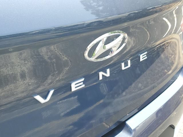 New 2026 Hyundai Venue SEL FWD image 7