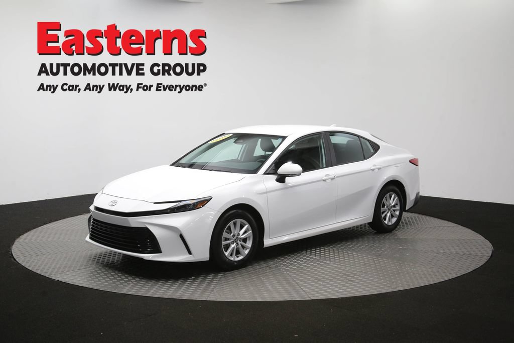 Used 2025 Toyota Camry LE FWD image 54