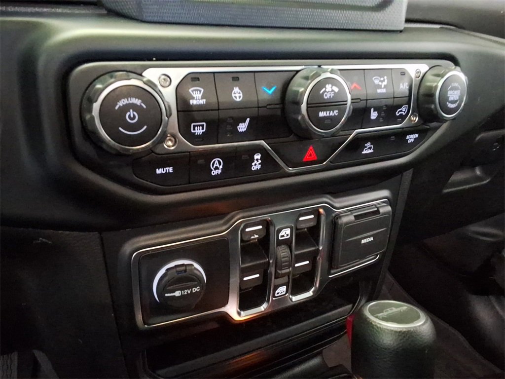 Certified 2022 Jeep Gladiator Sport image 17