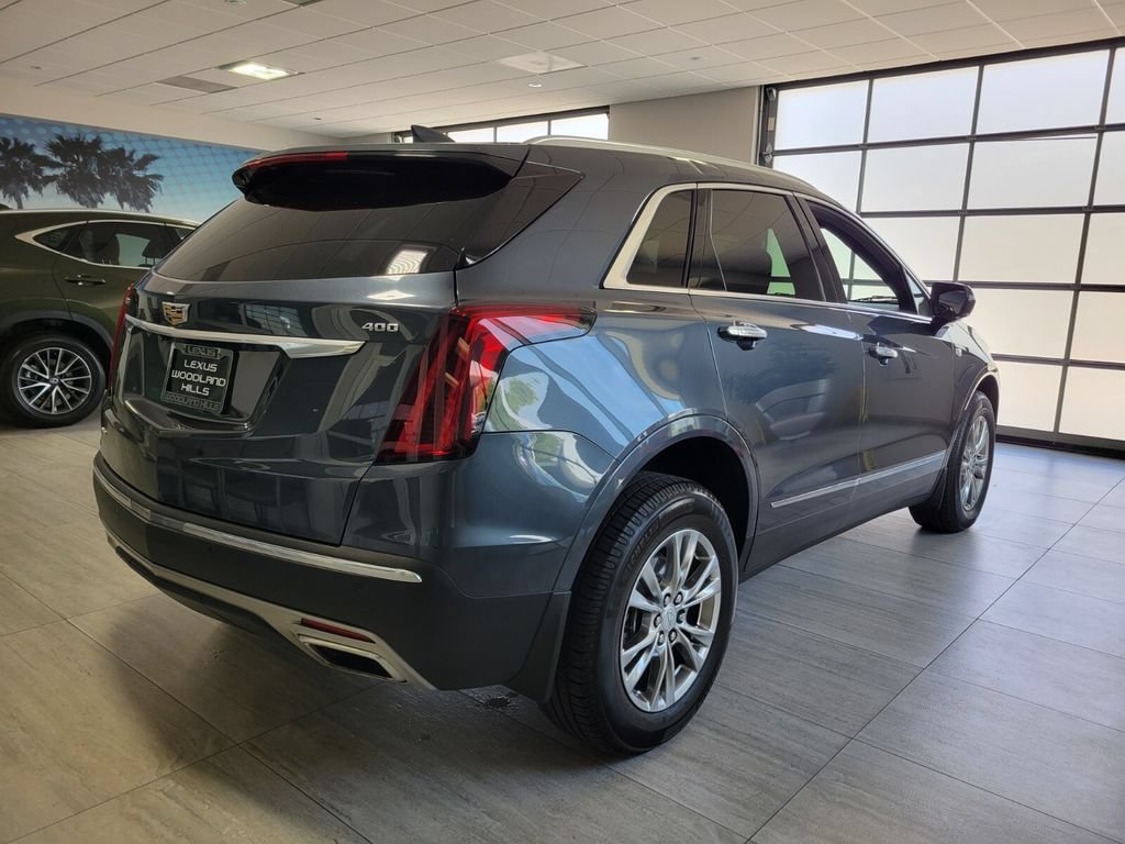 Used 2020 Cadillac XT5 Premium Luxury w/ LPO, Floor Liner Package AWD/4WD image 5