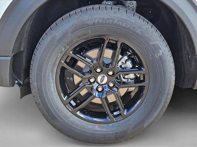 New 2026 Ford Explorer Active w/ Active Comfort Package image 10