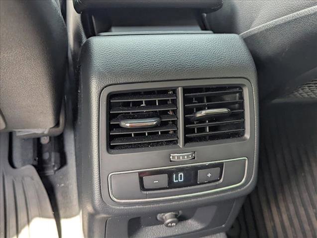 Used 2019 Audi A4 2.0T Premium image 15