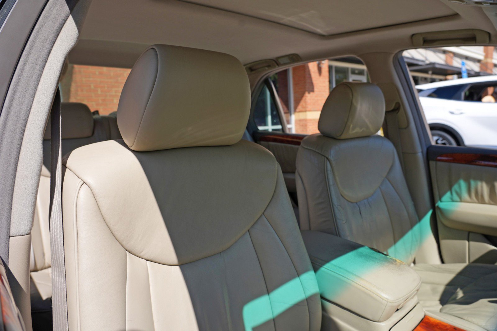 Used 2002 Lexus LS 430 w/ Navigation/Mark Levinson Pkg RWD image 34