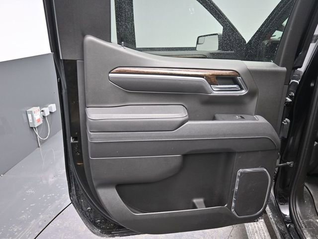 Used 2025 GMC Sierra 1500 Elevation w/ Preferred Package image 38
