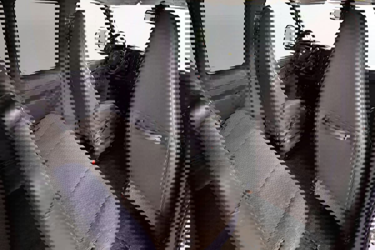 Used 2019 Chevrolet Express 3500 LT w/ LT Preferred Equipment Group RWD image 27