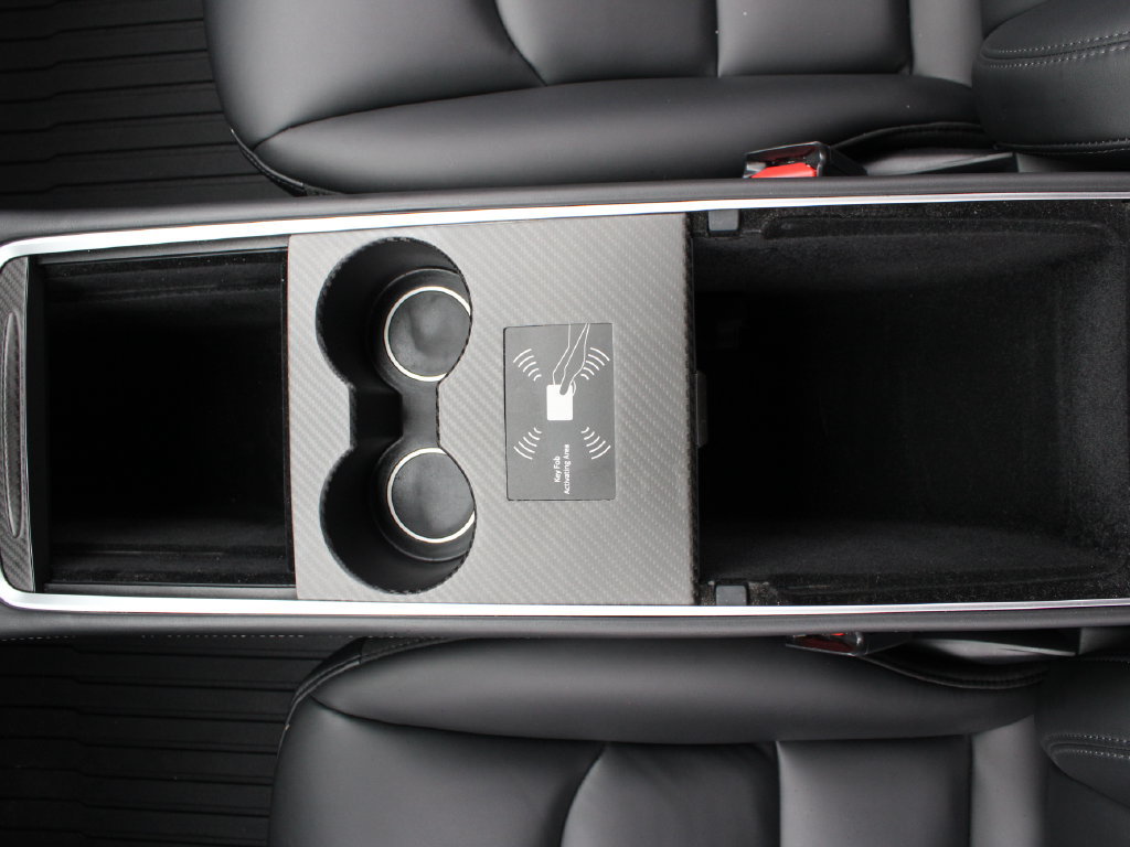 Used 2024 Tesla Model Y Performance AWD/4WD image 25