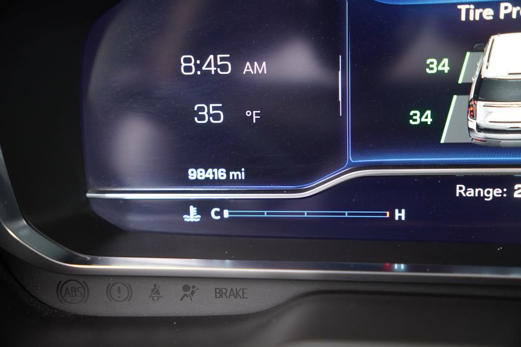 Used 2022 Chevrolet Tahoe LT w/ LT Signature Package image 41