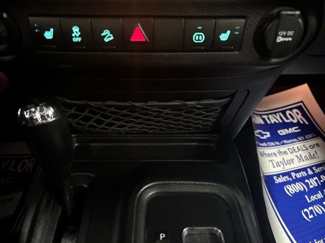 Used 2016 Jeep Wrangler Unlimited Sahara w/ Max Tow Package image 27