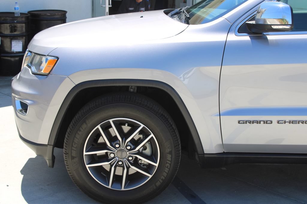 Used 2021 Jeep Grand Cherokee Limited RWD image 7