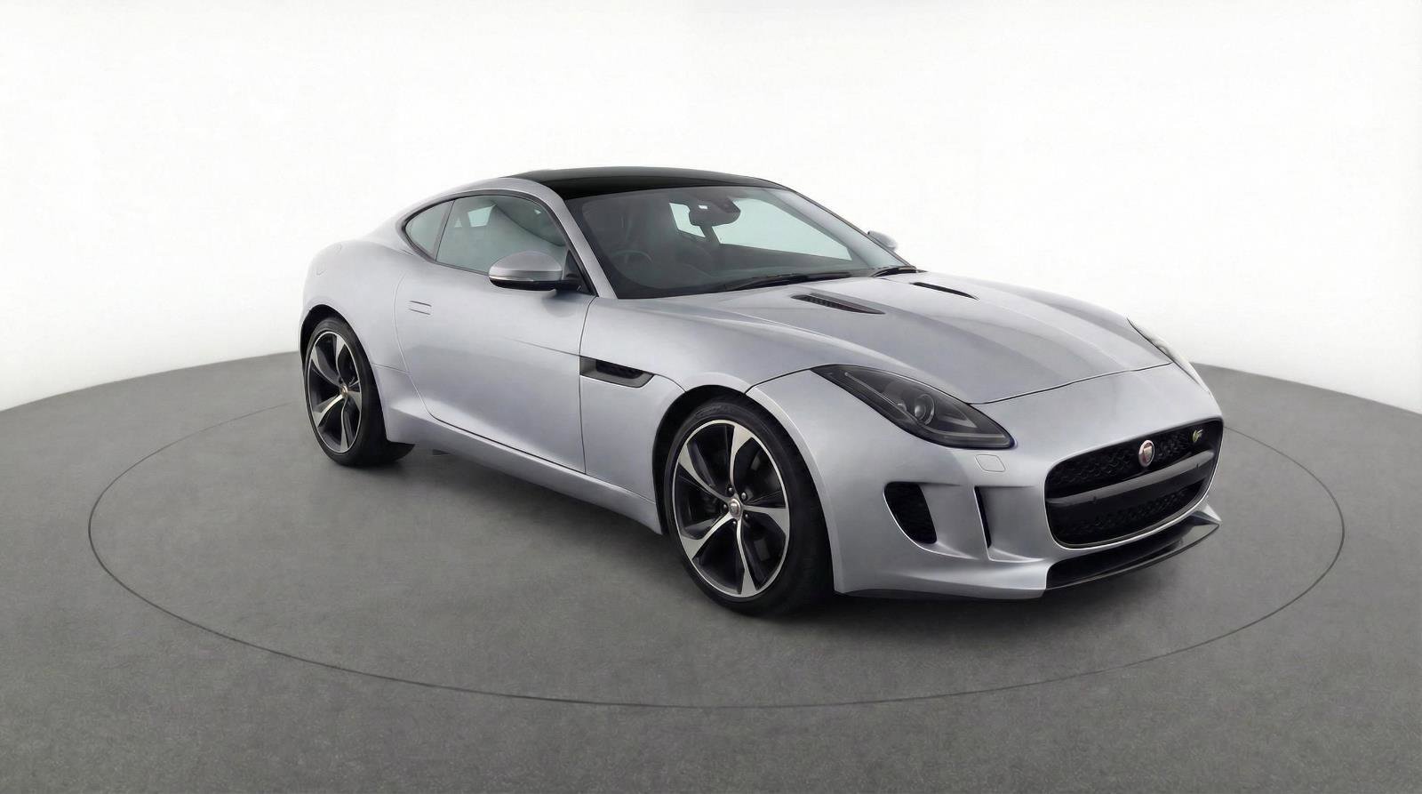 Used 2015 Jaguar F-TYPE S image 2