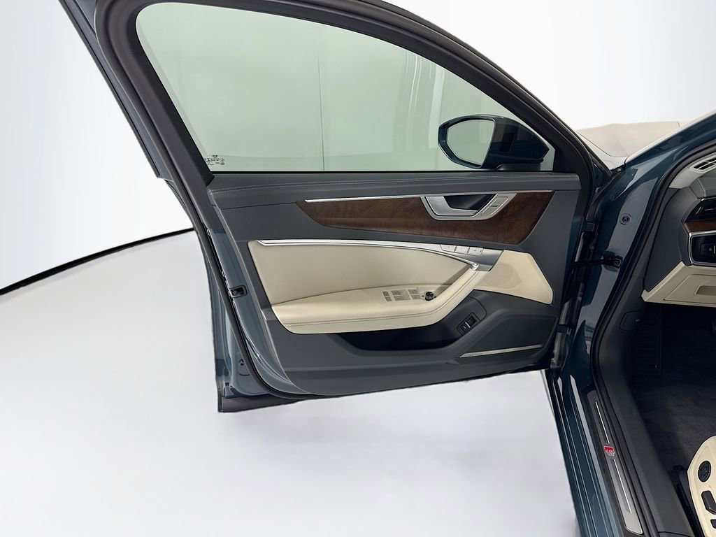 Used 2021 Audi A6 Premium Plus w/ Premium Plus Package image 25