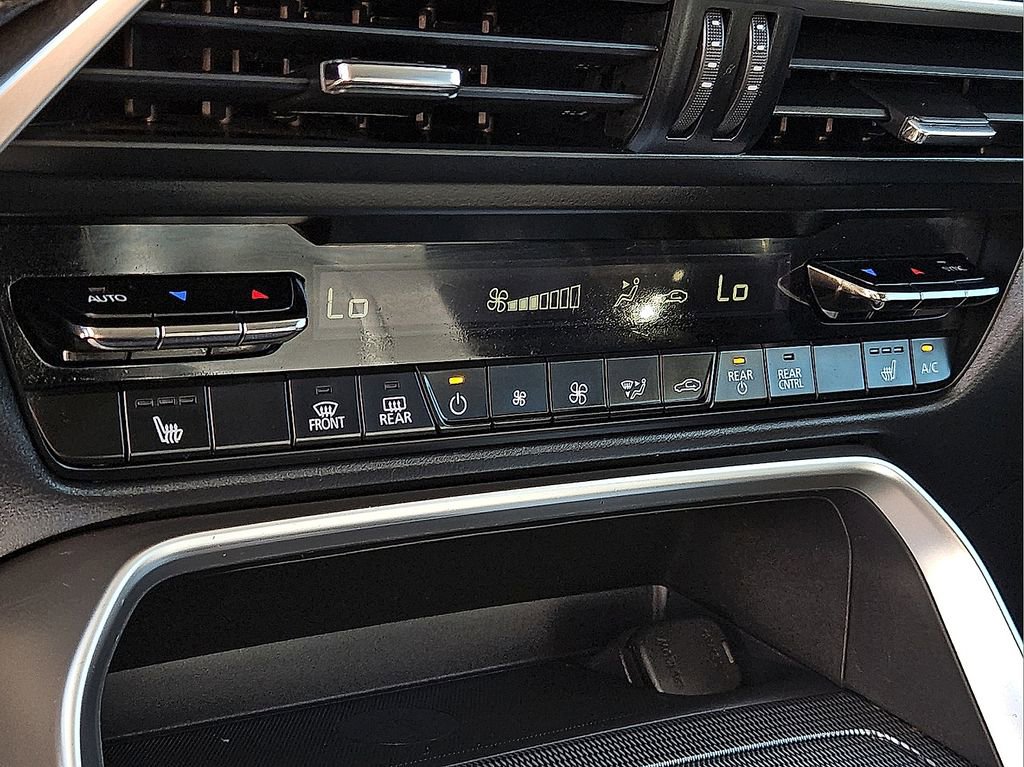 Used 2024 MAZDA CX-90 3.3 Turbo w/ Premium Package image 22