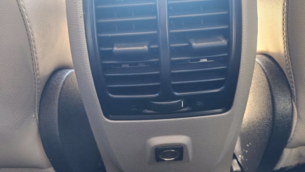 Used 2019 Ford Escape SEL FWD image 29