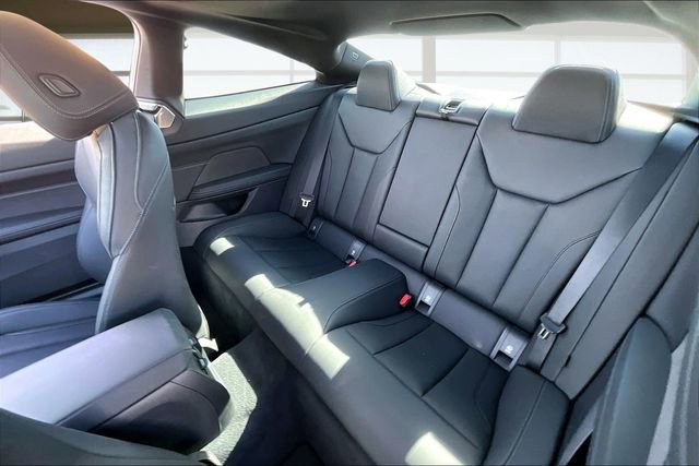 Used 2025 BMW 430i Coupe w/ Premium Package image 26
