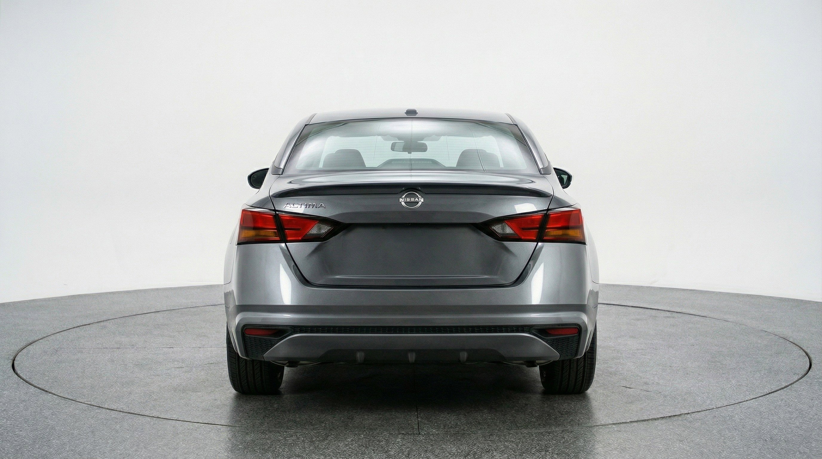 Used 2025 Nissan Altima 2.5 SV image 7