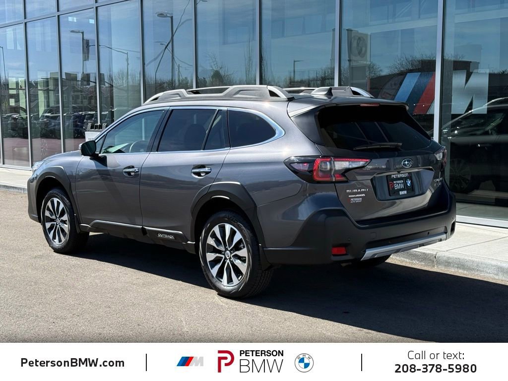 Used 2025 Subaru Outback Touring image 3