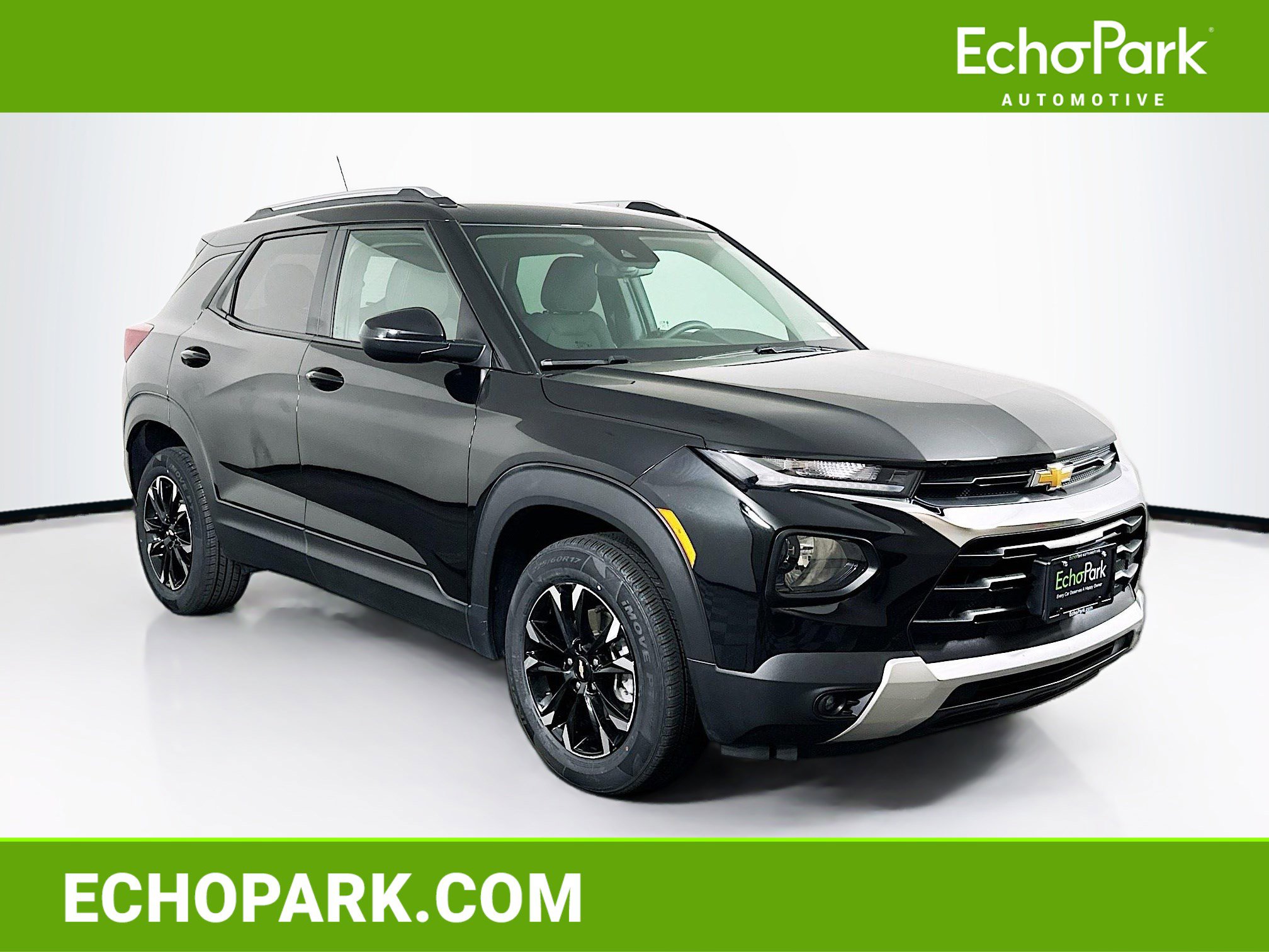 Used 2023 Chevrolet TrailBlazer LT w/ LPO, Blackout Package AWD/4WD image 1