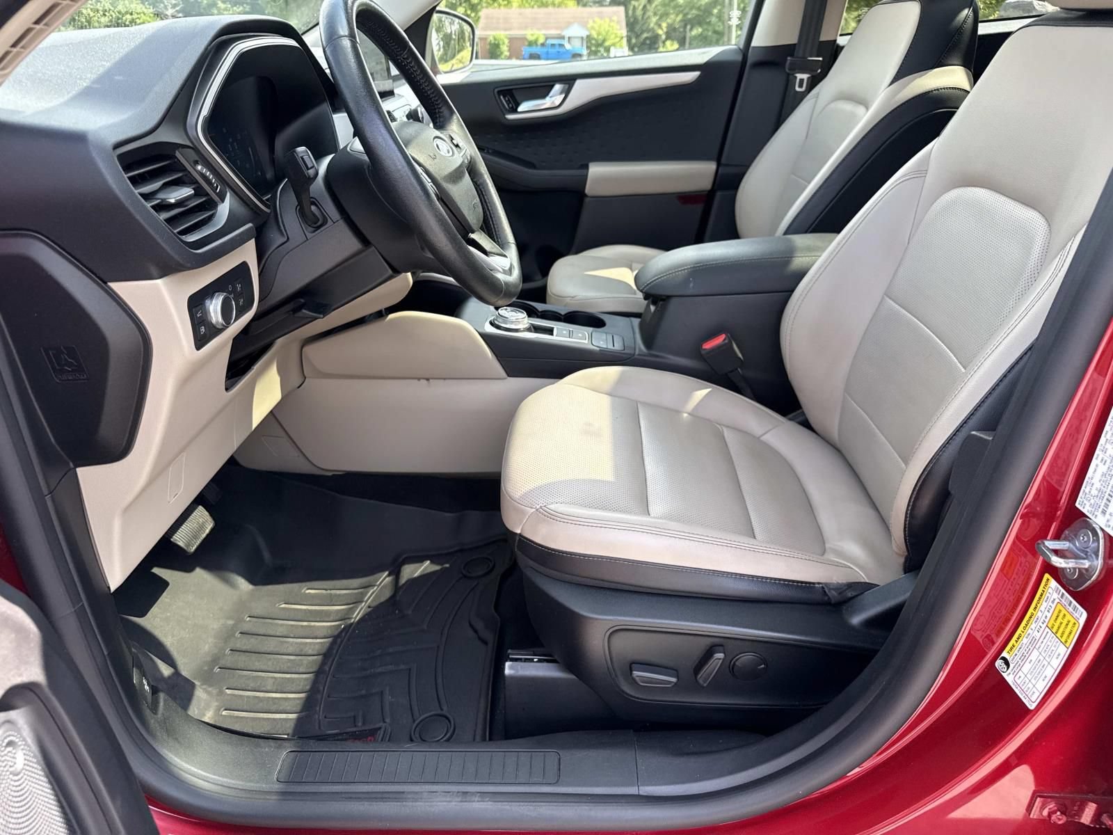 Used 2020 Ford Escape SE Sport AWD/4WD image 29