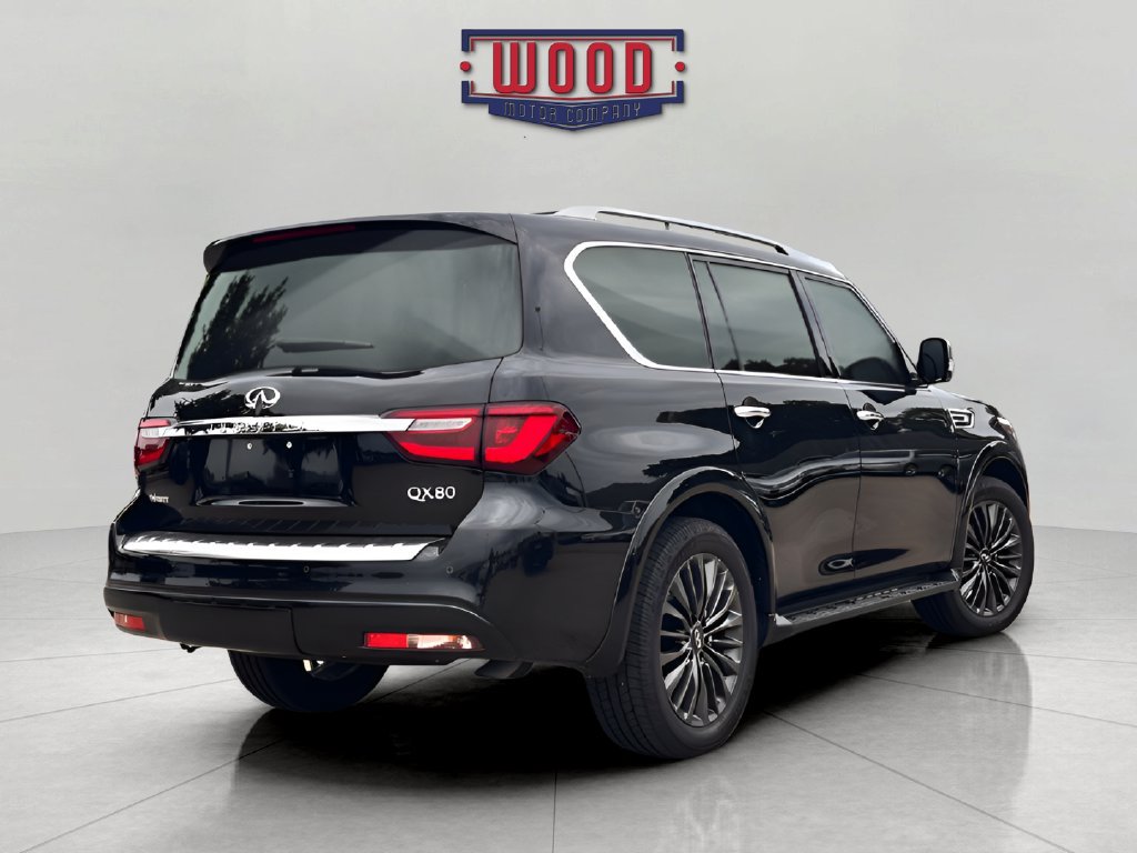 Used 2024 INFINITI QX80 Sensory w/ All-Season Package RWD image 2