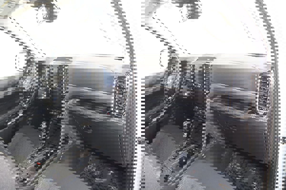 Used 2024 Ford Ranger XLT w/ Trailer Tow Package AWD/4WD image 40