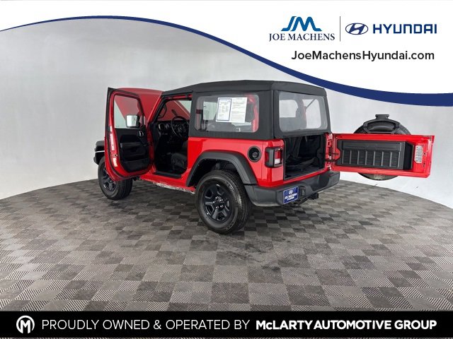 Used 2022 Jeep Wrangler Sport image 19