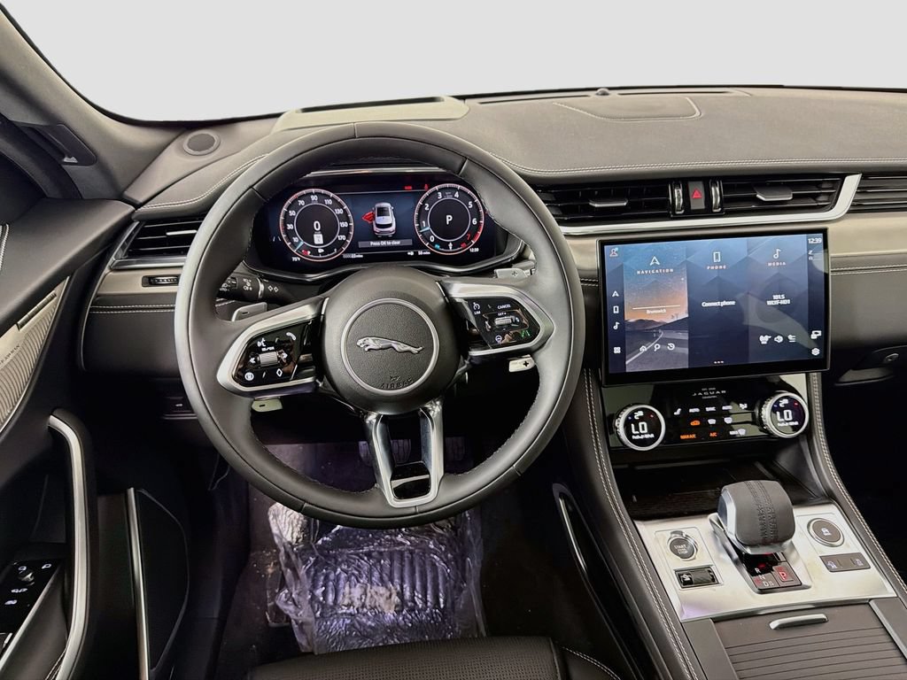 New 2026 Jaguar F-PACE R-Dynamic S AWD/4WD image 24