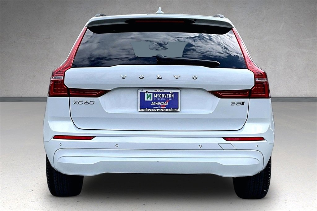 Certified 2023 Volvo XC60 B5 Core image 5