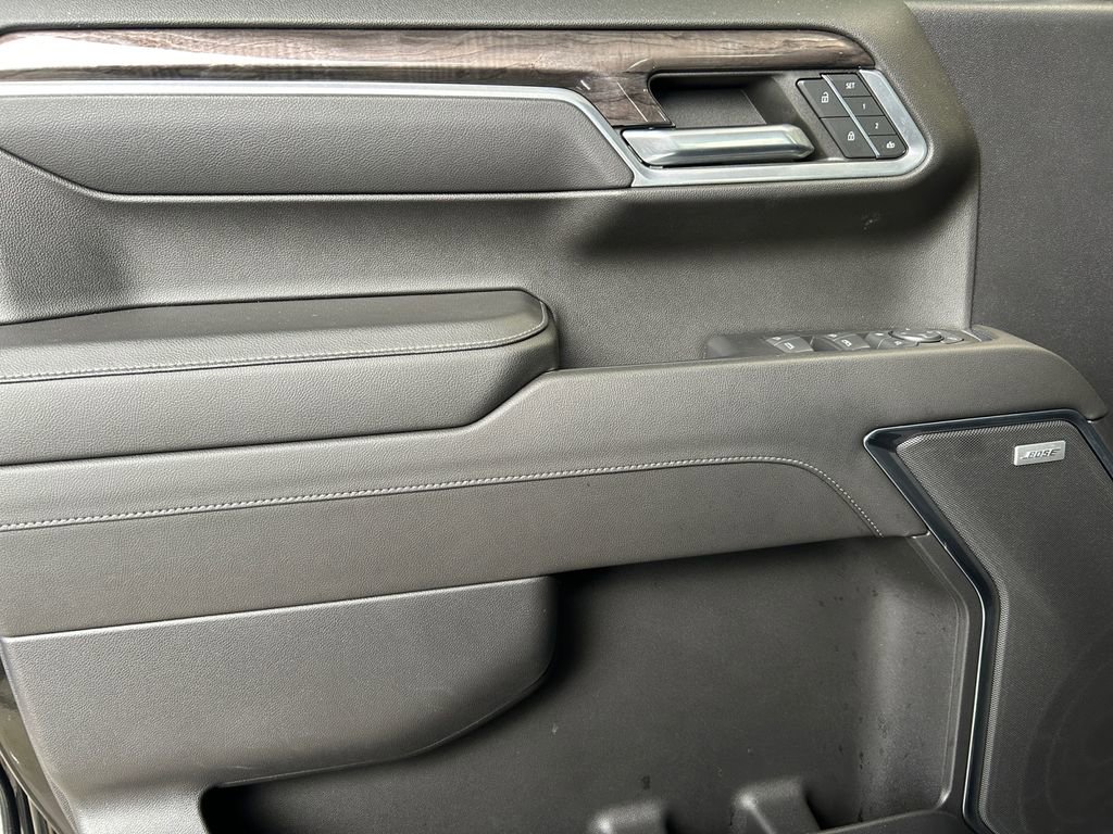 Used 2022 Chevrolet Silverado 1500 LTZ w/ LTZ Convenience Package II image 22