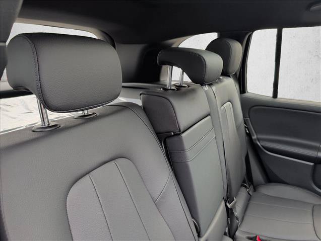 Used 2026 Mercedes-Benz GLB 250 image 19