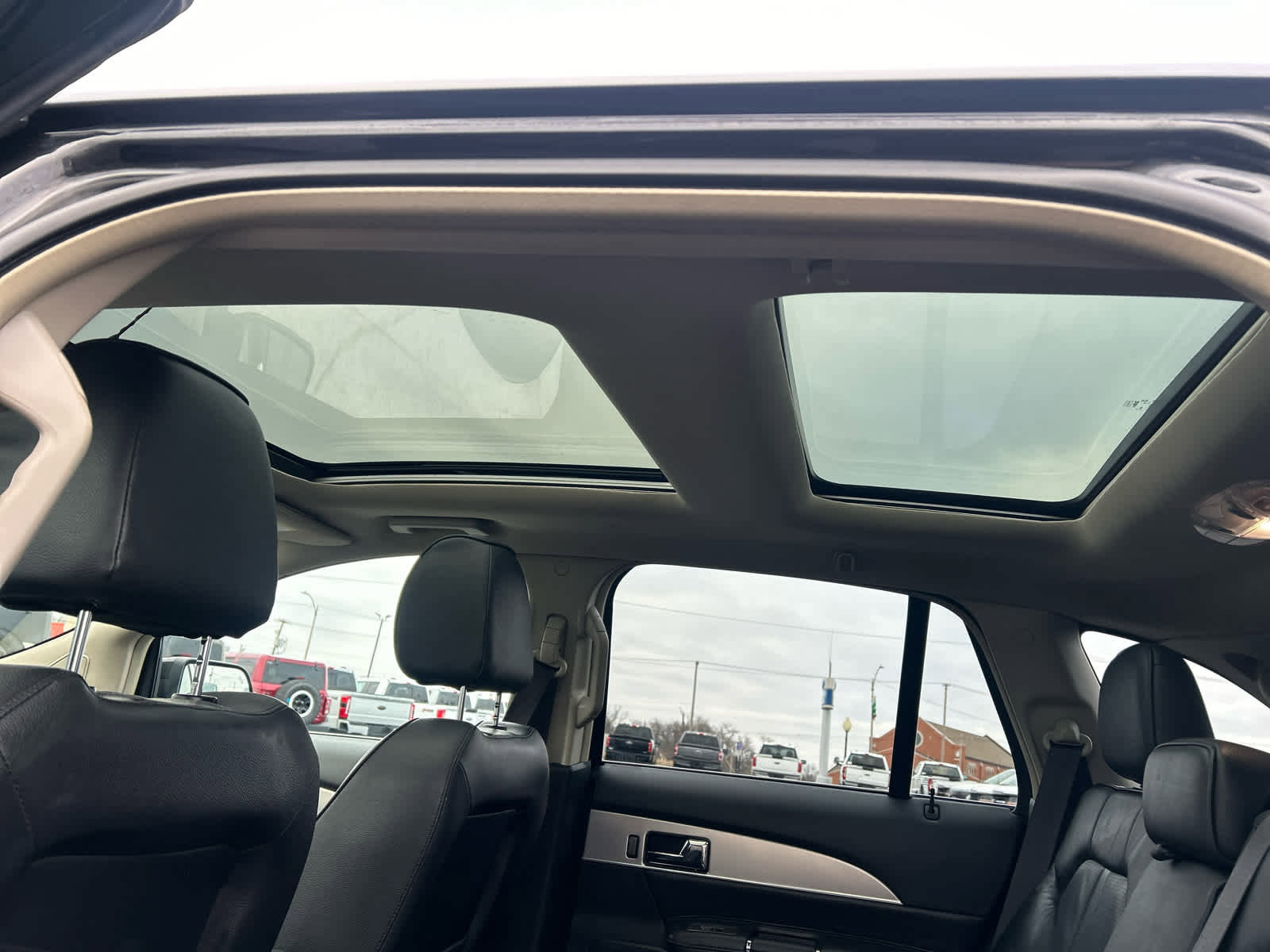 Used 2014 Lincoln MKX w/ Equipment Group 102A image 13