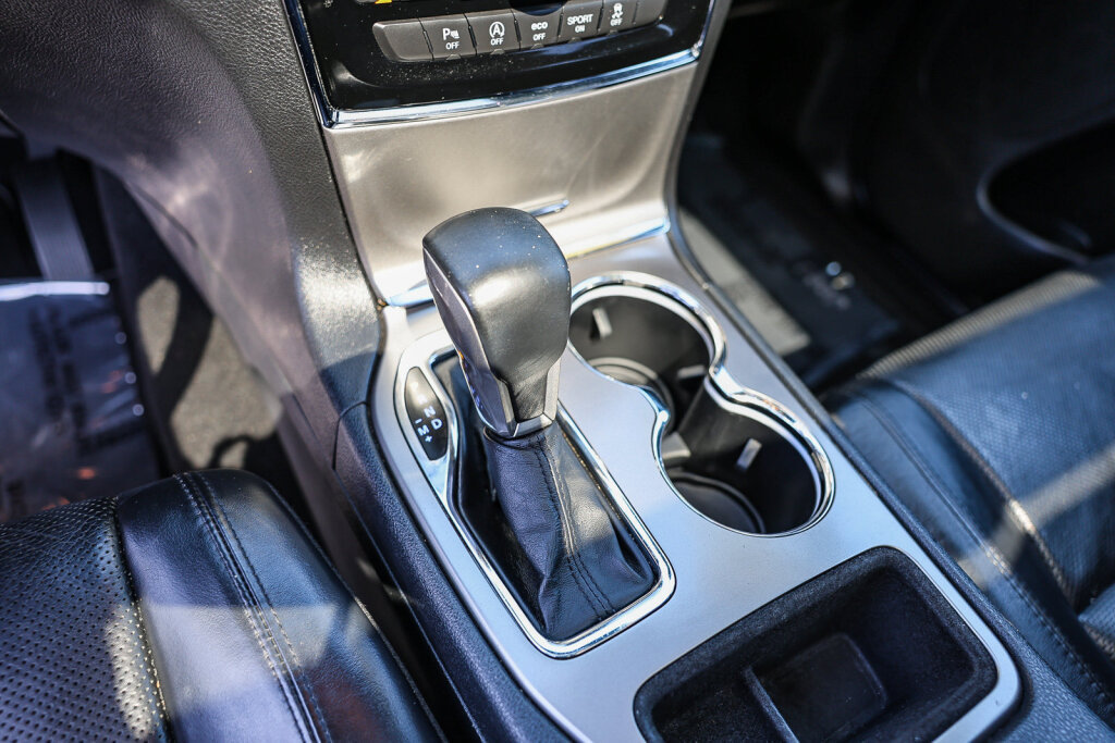 Used 2019 Jeep Grand Cherokee Limited w/ Luxury Group II RWD image 13