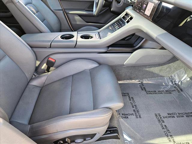 Used 2023 Porsche Taycan image 20