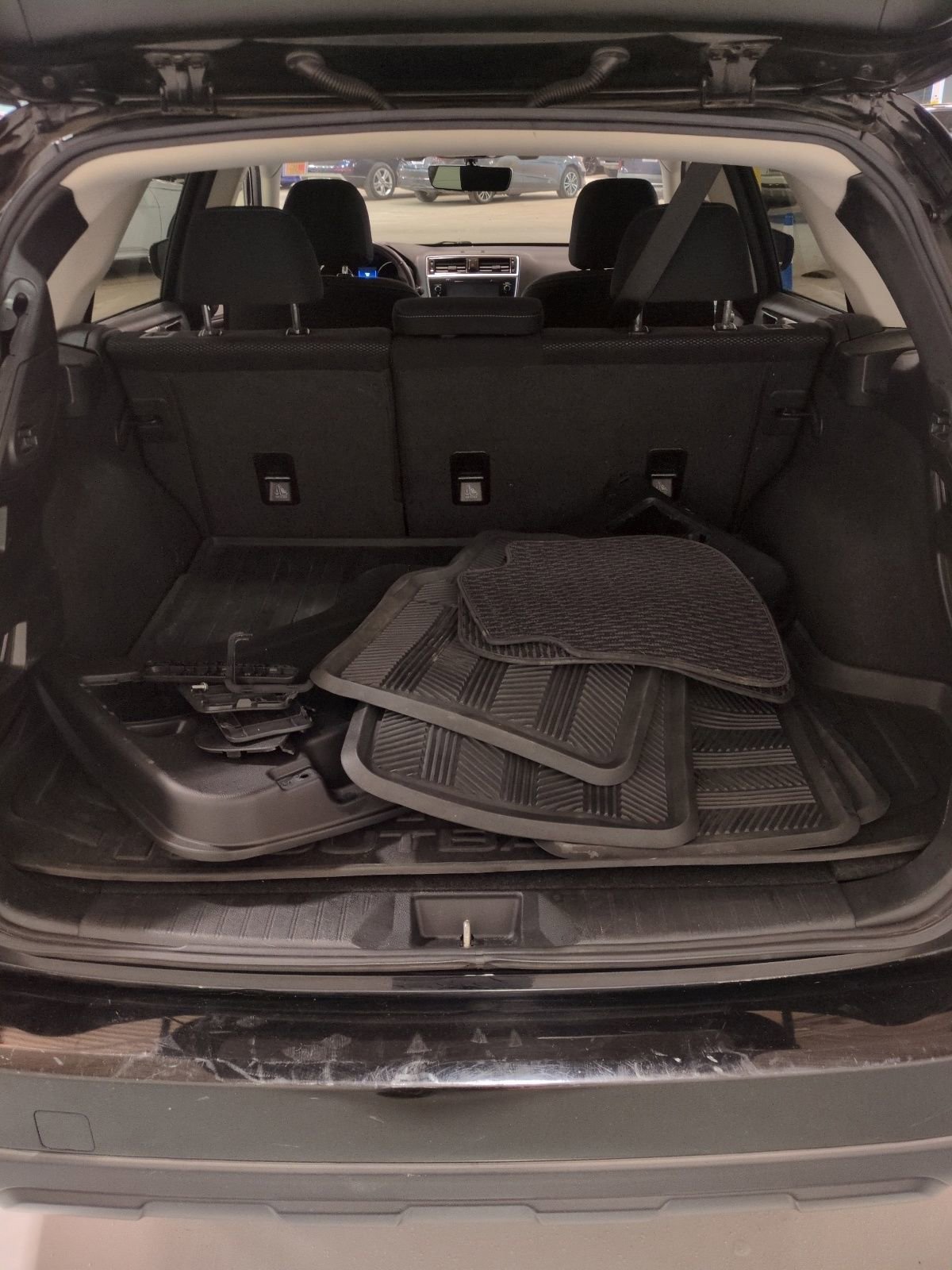 Used 2019 Subaru Outback 2.5i Premium AWD/4WD image 13