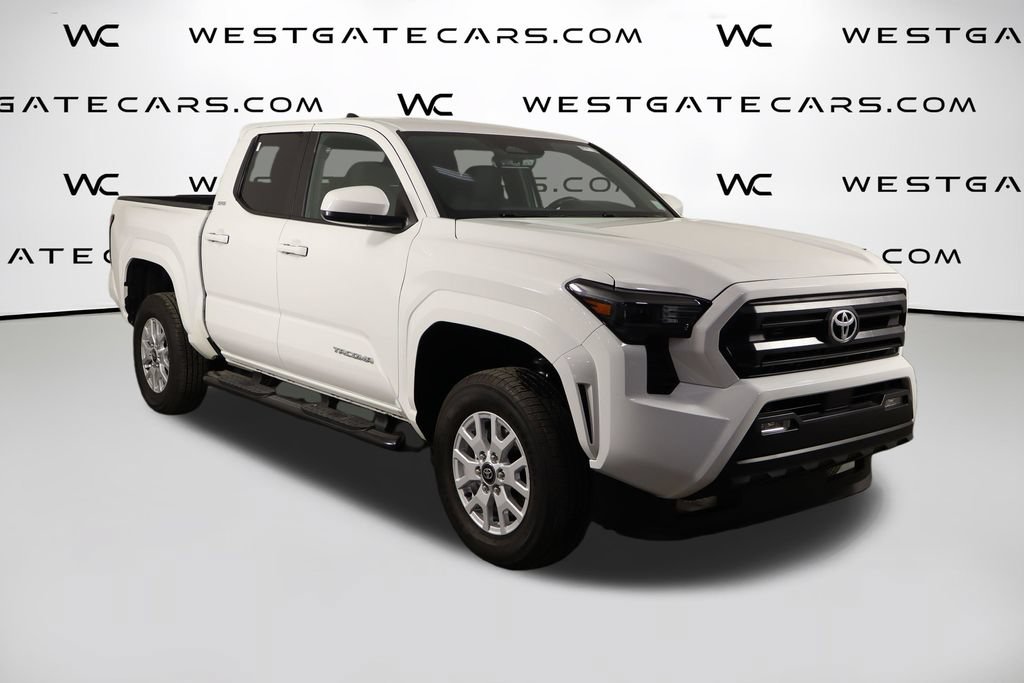 Used 2025 Toyota Tacoma SR5 RWD image 37