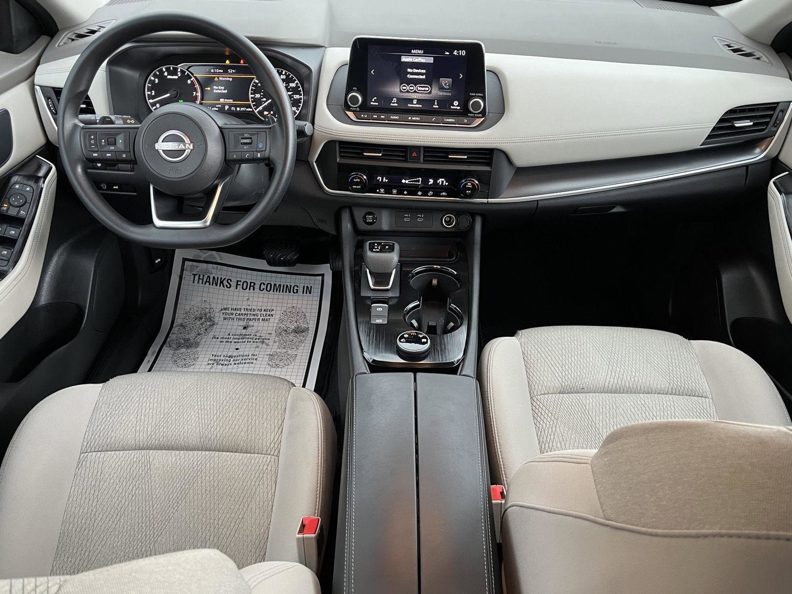 Used 2024 Nissan Rogue SV AWD/4WD image 16