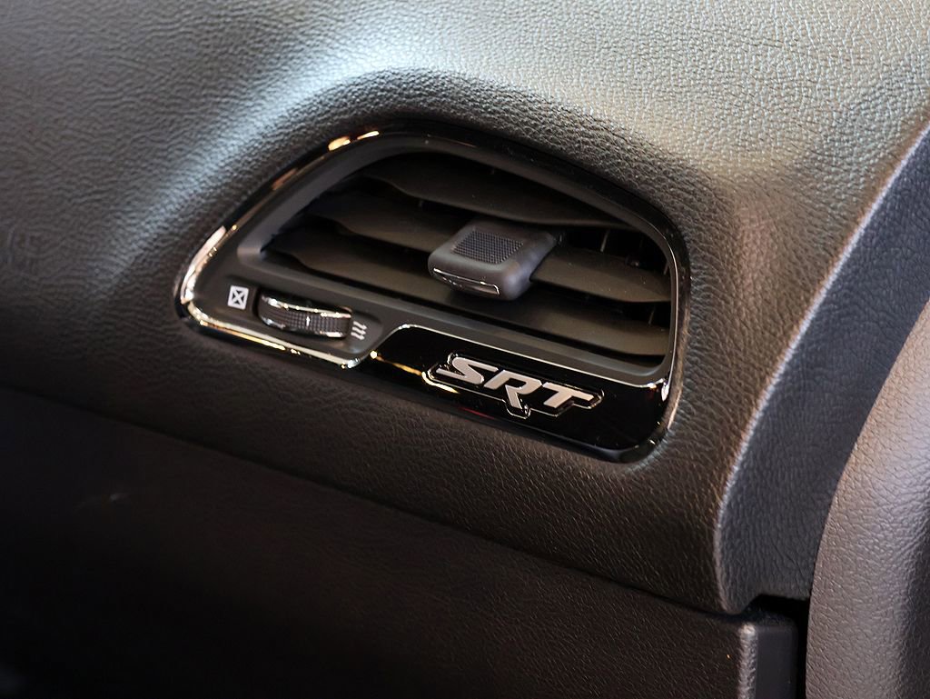 Used 2015 Dodge Challenger SRT Hellcat image 51