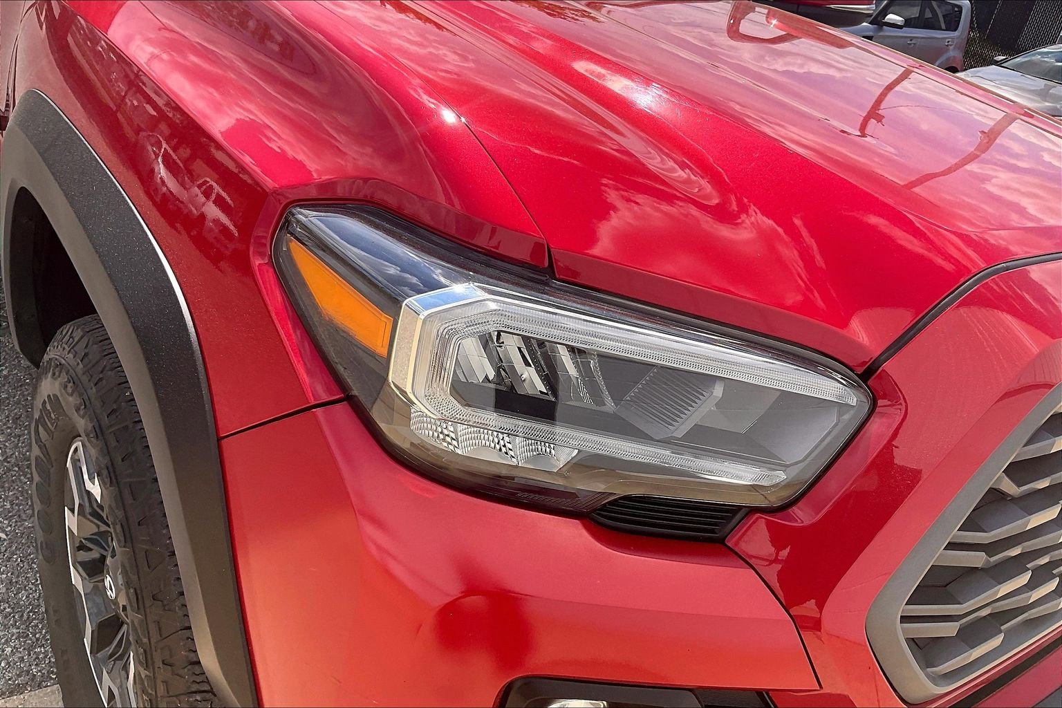 Used 2022 Toyota Tacoma TRD Off-Road w/ Technology Package AWD/4WD image 31