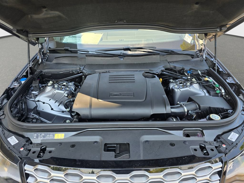 New 2026 Land Rover Discovery S AWD/4WD image 34