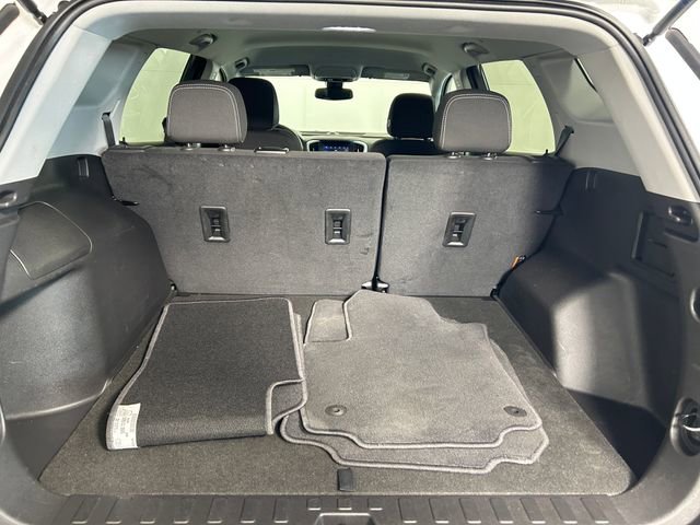 Used 2023 GMC Terrain SLE w/ Driver Convenience Package image 27